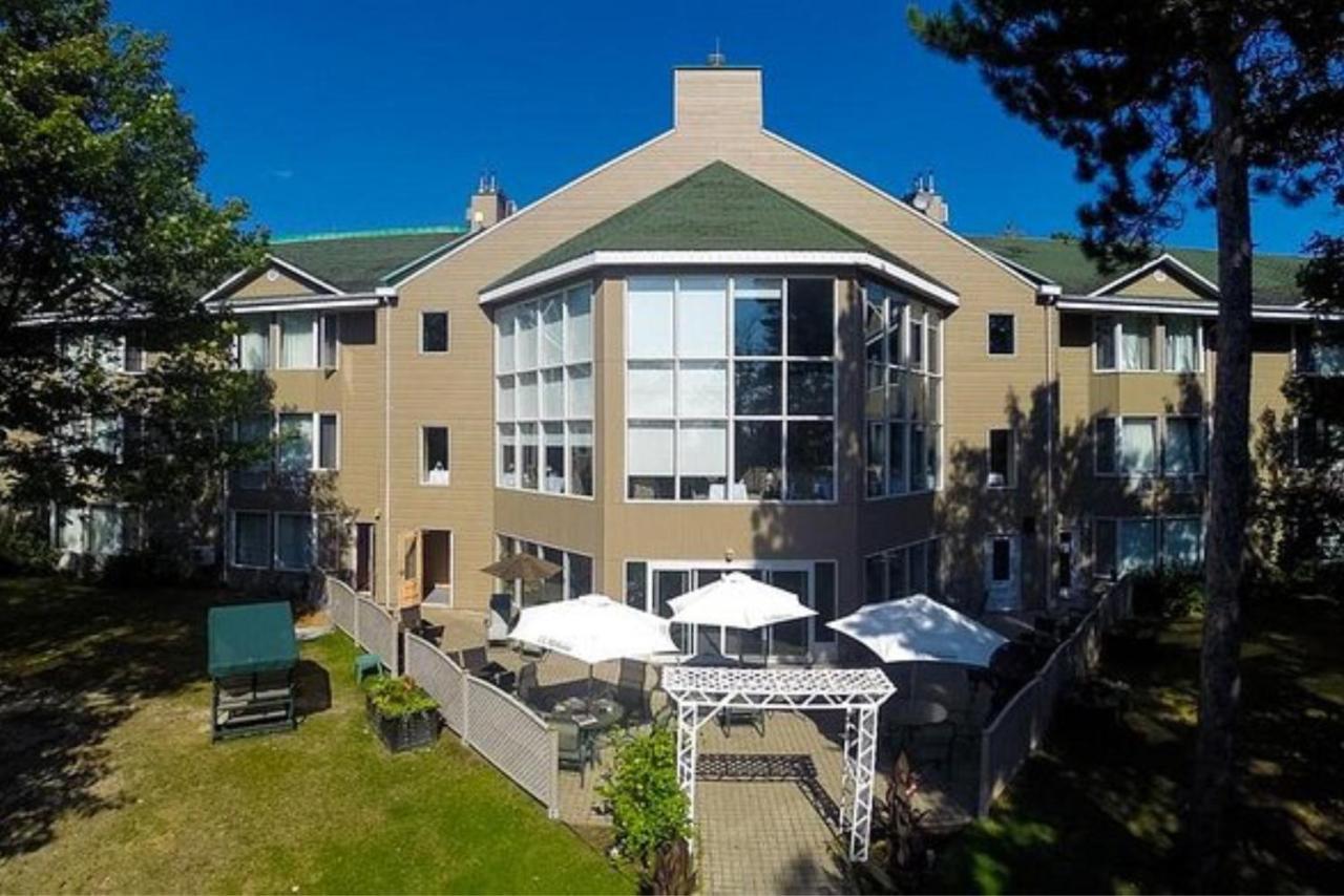 Auberge de la Montagne Coupée Saint Jean De Matha Extérieur photo